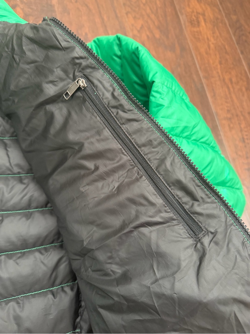 Patagonia Men’s Down Sweater Jacket- GREEN - Picture 7 of 8